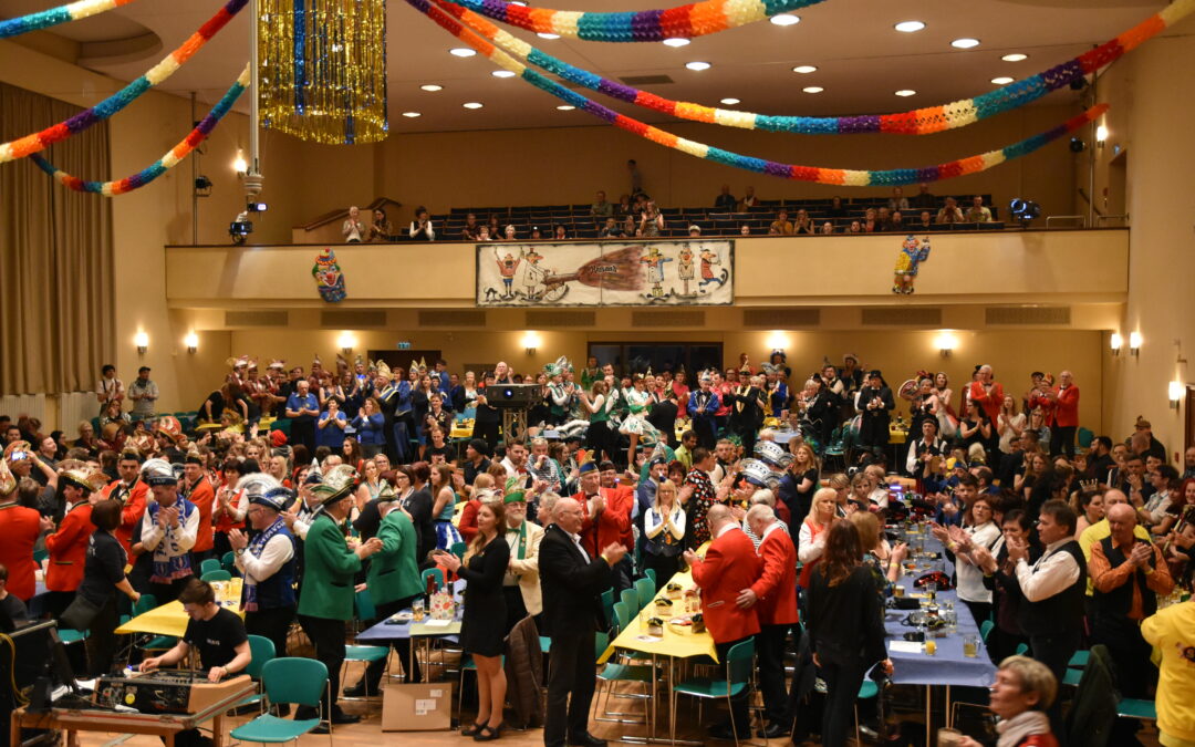 25. Vereinsfasching am Faschingsdienstag beim Faschingsclub „Blau-Gelb“ Hirschberg e.V. 